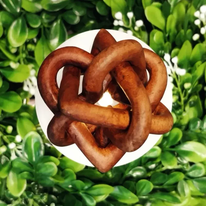 Four Hearts by Wondiu