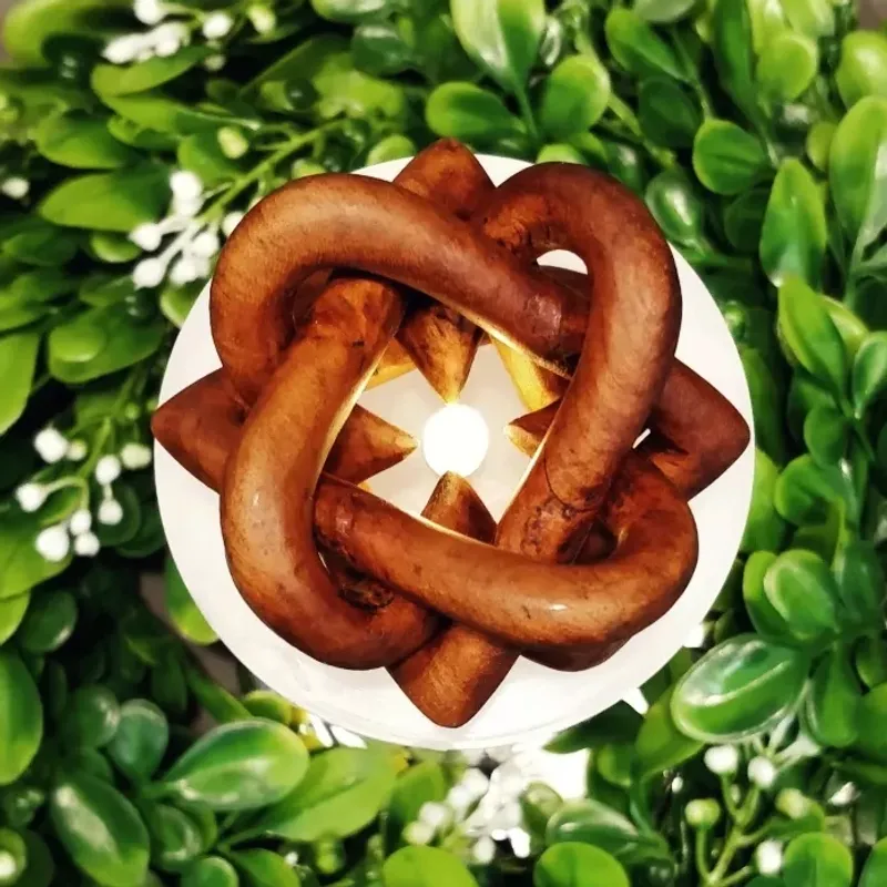 Four Hearts by Wondiu