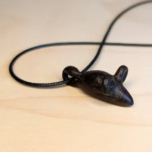Mouse pendant by Wondiu