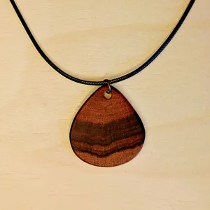 Guava pendant by Wondiu