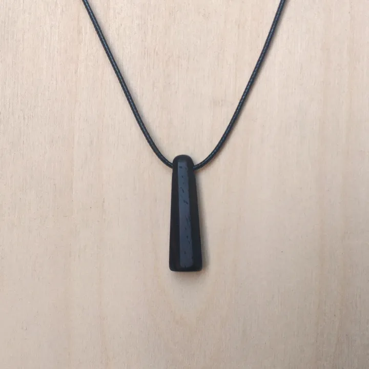 Pendentif cône en chigonier