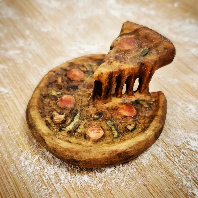 Cheesy pizza by Wondiu